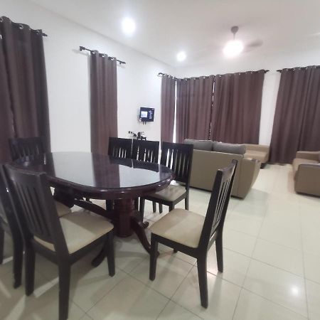 Oyo Homes 90524 D'J Pegaso Serom Homestay Muar Dış mekan fotoğraf