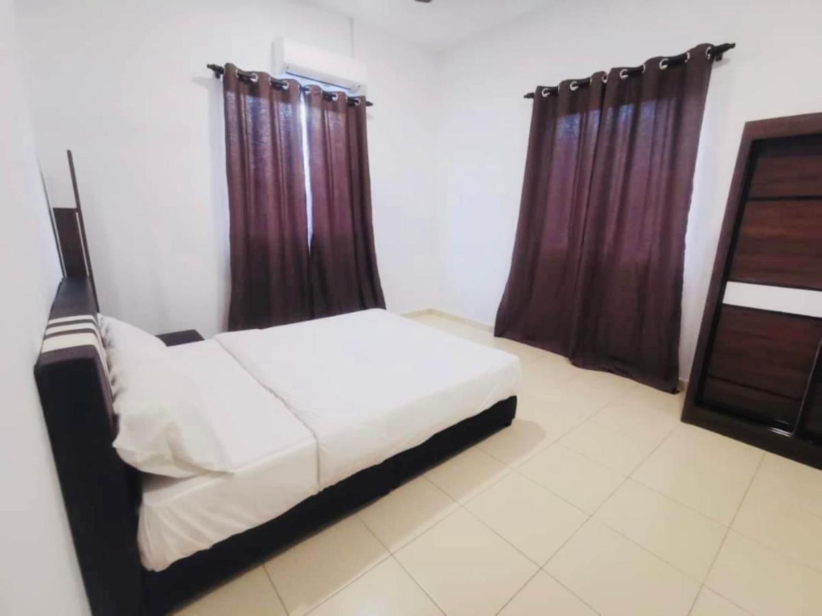 Oyo Homes 90524 D'J Pegaso Serom Homestay Muar Dış mekan fotoğraf