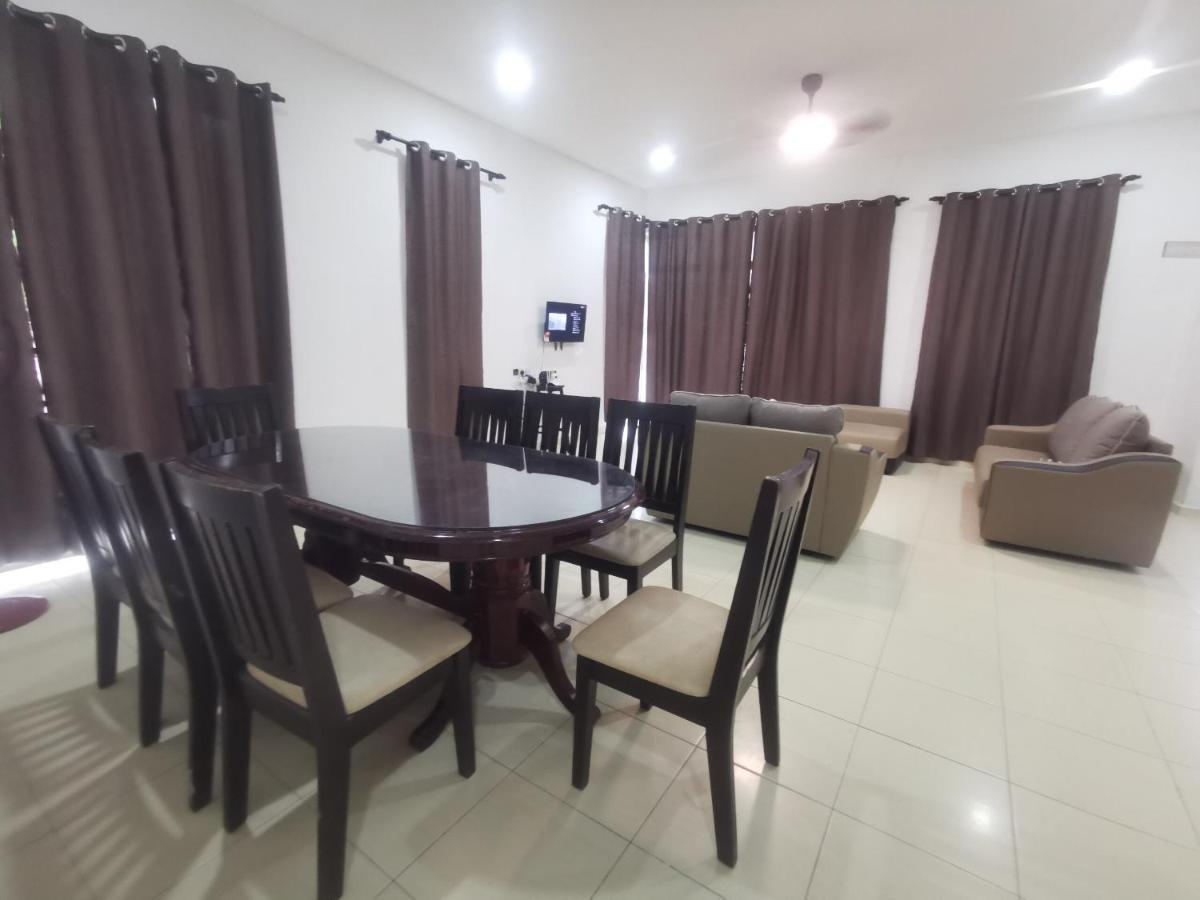 Oyo Homes 90524 D'J Pegaso Serom Homestay Muar Dış mekan fotoğraf