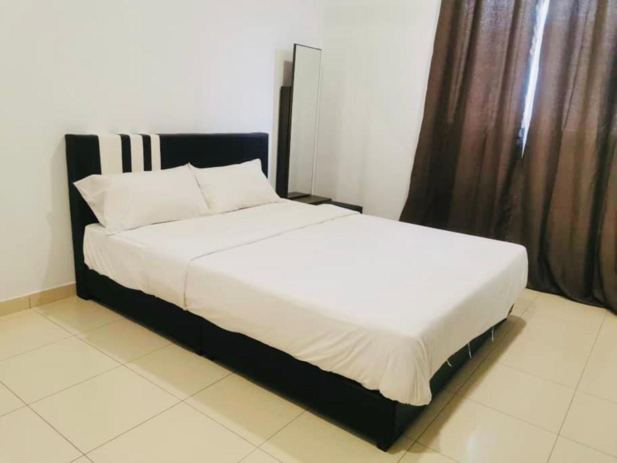 Oyo Homes 90524 D'J Pegaso Serom Homestay Muar Dış mekan fotoğraf
