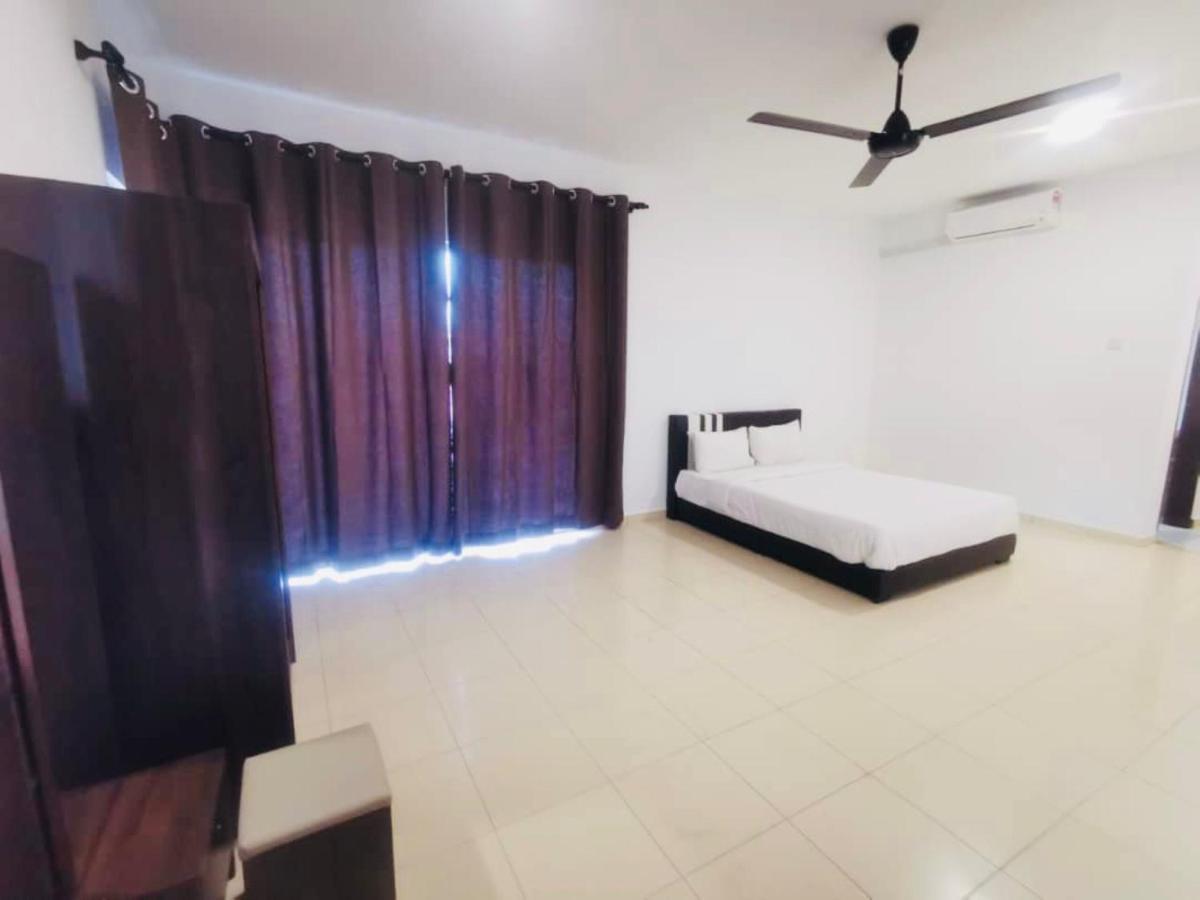 Oyo Homes 90524 D'J Pegaso Serom Homestay Muar Dış mekan fotoğraf