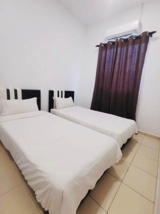 Oyo Homes 90524 D'J Pegaso Serom Homestay Muar Dış mekan fotoğraf