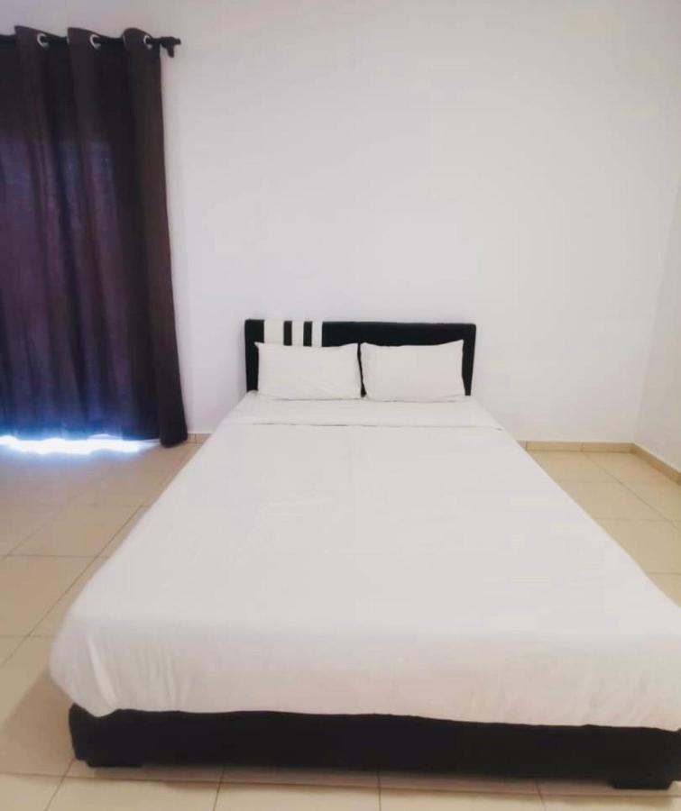 Oyo Homes 90524 D'J Pegaso Serom Homestay Muar Dış mekan fotoğraf